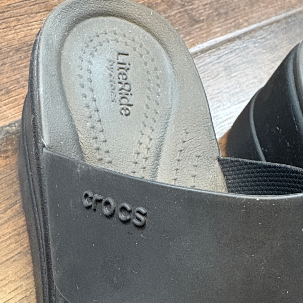 CROCS literide Brooklyn double strap mid wedge black womens size 7 - Picture 2 of 8